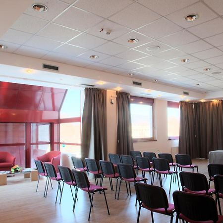 Tulip Inn Turin South Монкалиери Екстериор снимка